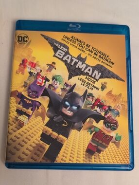 The LEGO Batman Movie Blu-Ray + DVD Combo Pack Bilingual